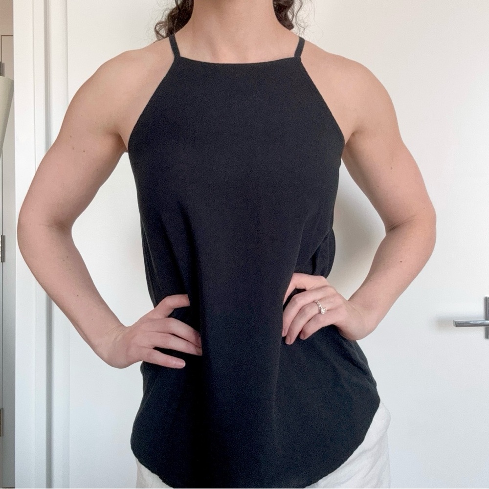 Old Navy Black Tank Top Sleeveless Lightweight Summer Minimalist Quiet Luxury XS